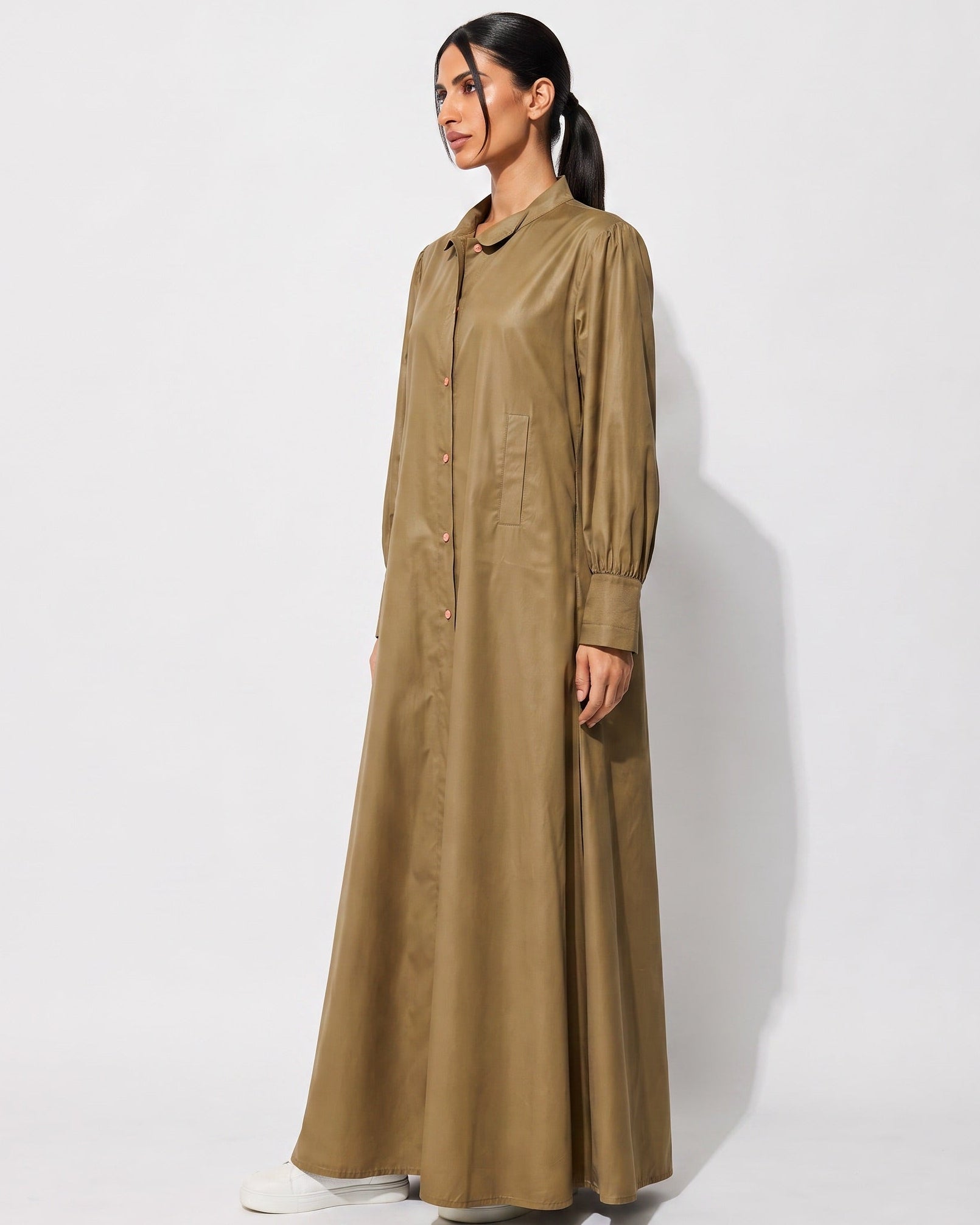 LA01193-OL – Olive Polyester Abaya - LAILA AL AWADHI - MIRA Y MANO