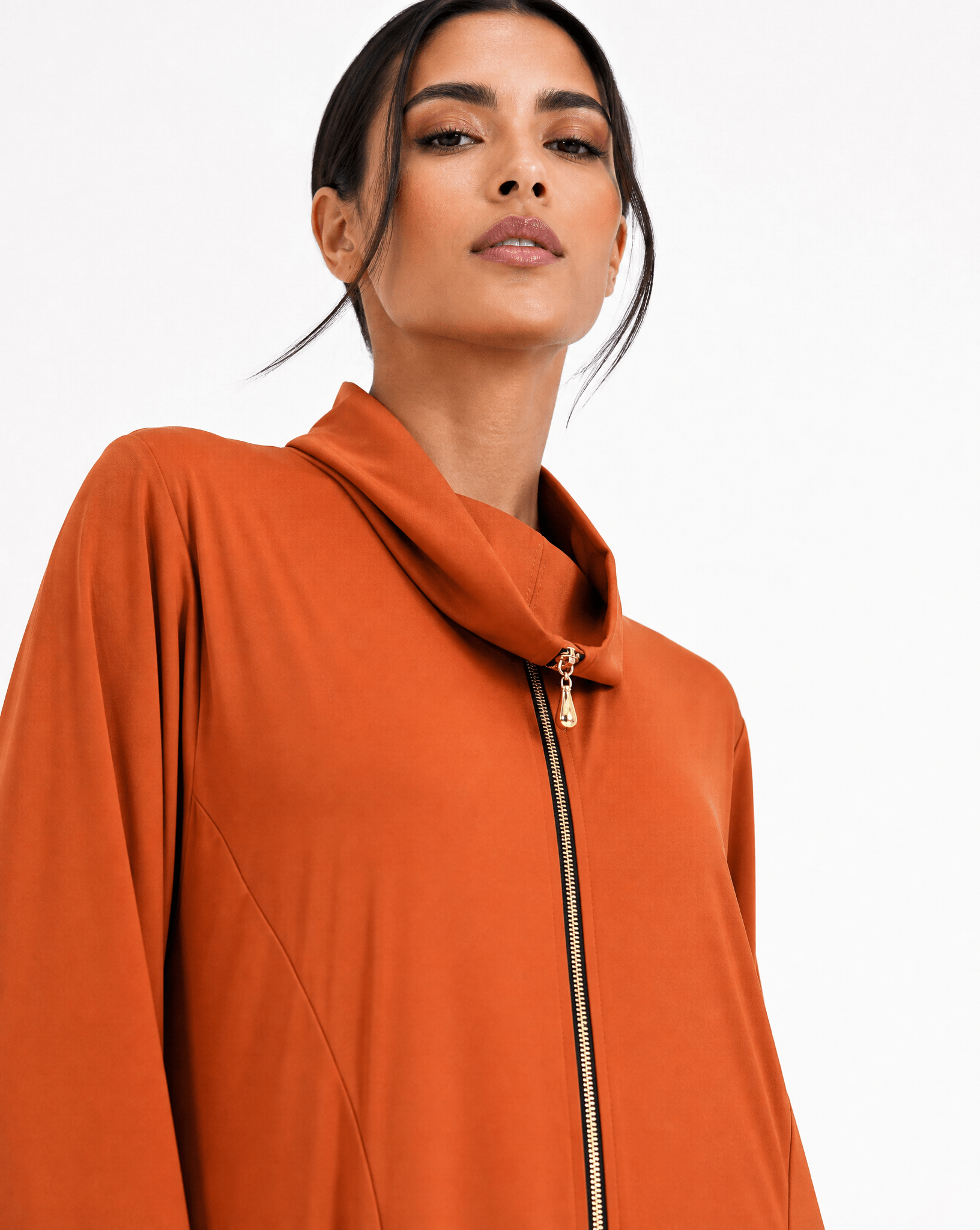 LA01196-OR – Orange Silk Cotton Abaya - LAILA AL AWADHI - MIRA Y MANO