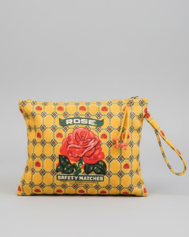 LAYERSNKASS24 - 015 CLUTCH - LAYERS - NKA - MIRA Y MANO