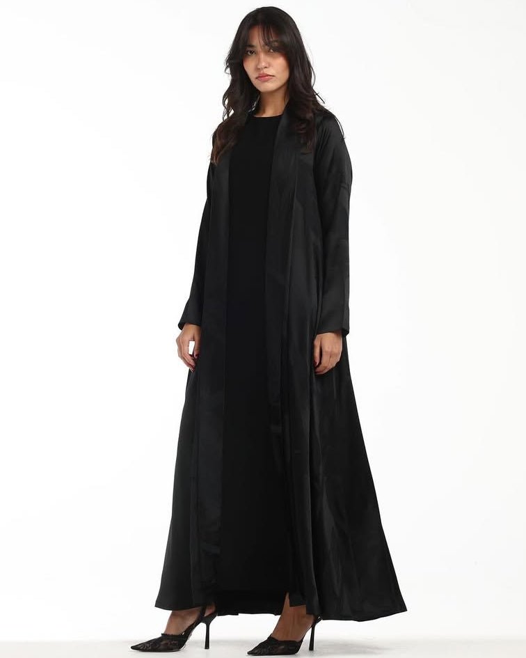BLACK ITALIAN SILK ABAYA - LEGACY - MIRA Y MANO