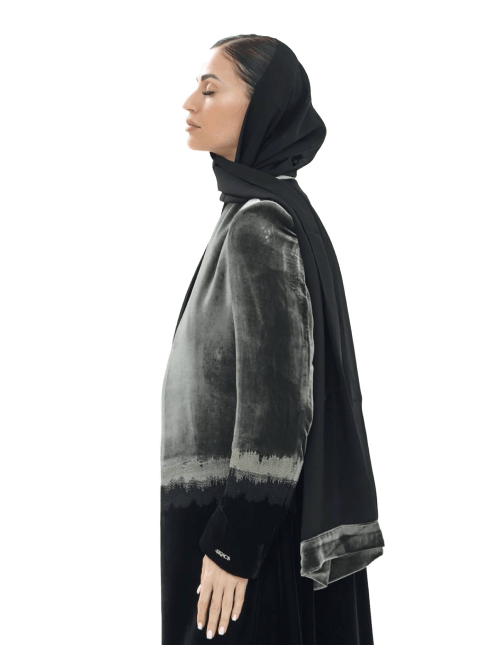 LE004 - SG ABAYA SET - MIRA Y MANO
