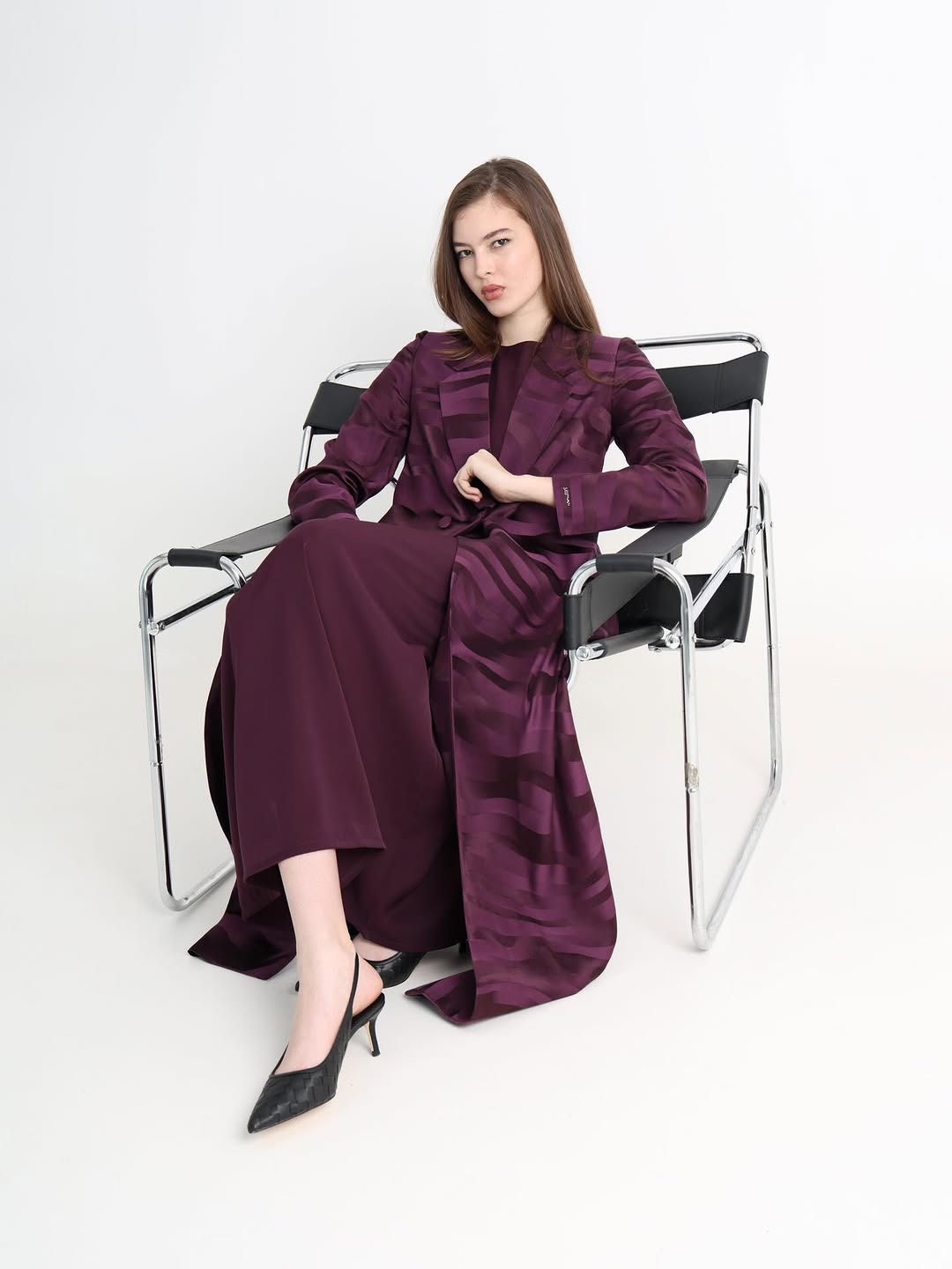 LE009 - PR ABAYA - LEGACY - MIRA Y MANO