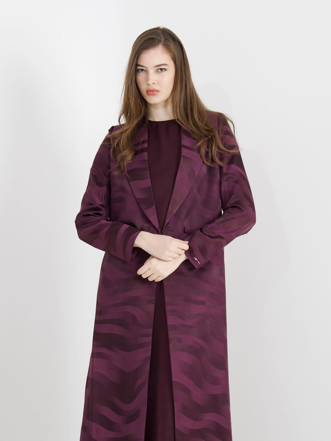 LE009 - PR ABAYA - LEGACY - MIRA Y MANO