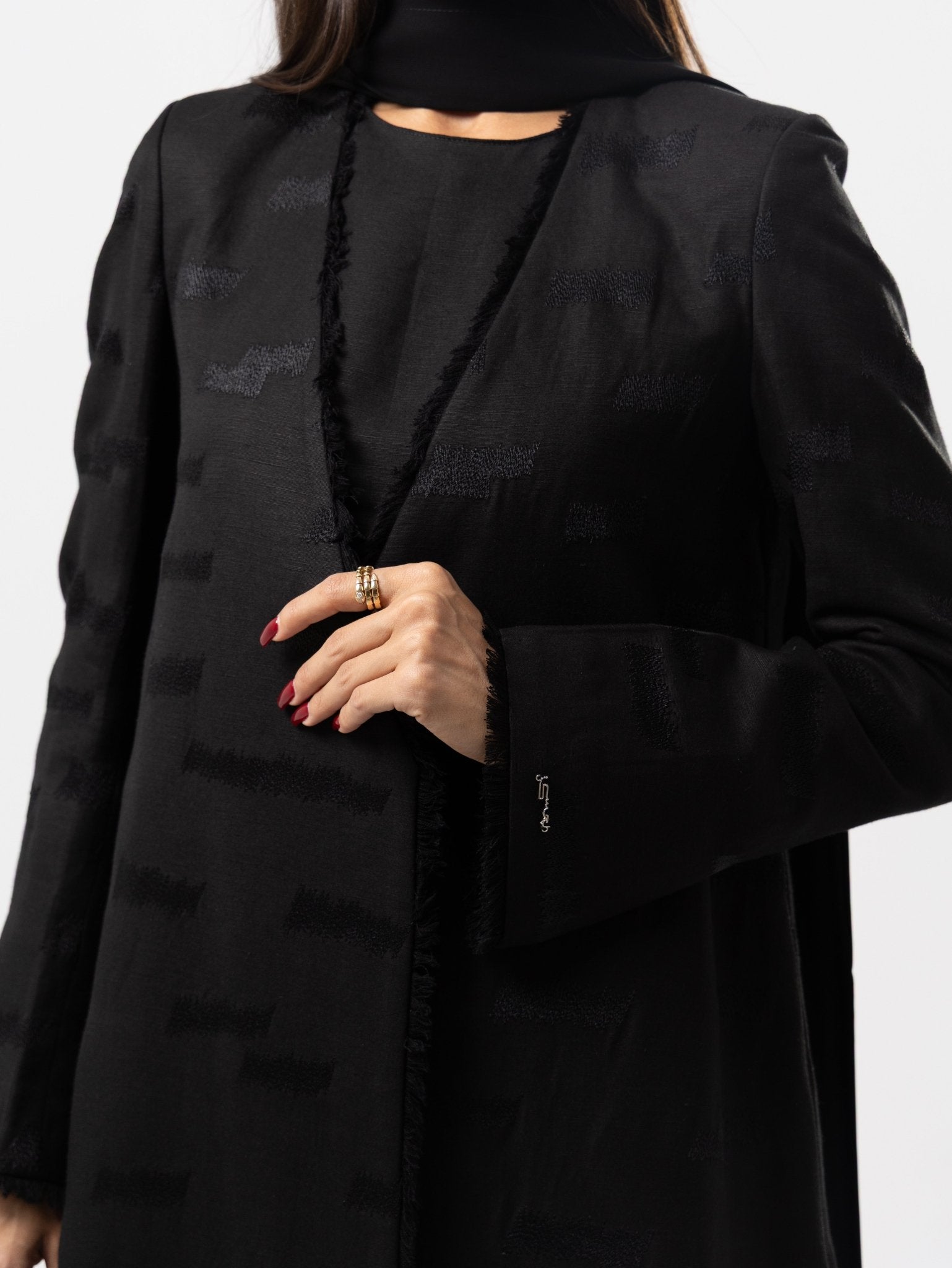 LE015 - BK ABAYA SET - LEGACY - MIRA Y MANO