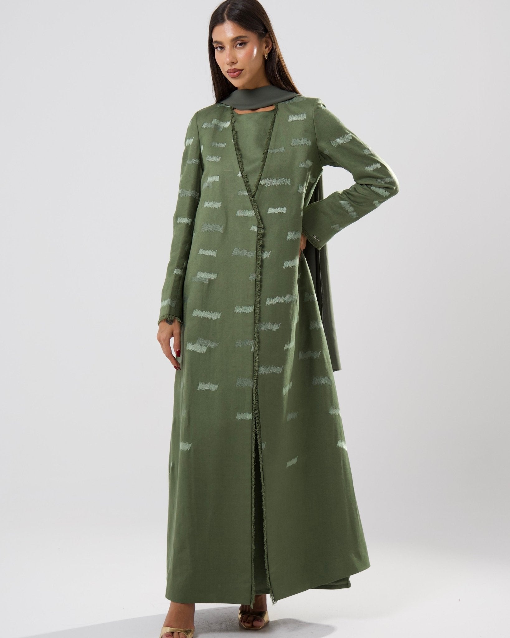 LE015 - LG ABAYA SET - LEGACY - MIRA Y MANO