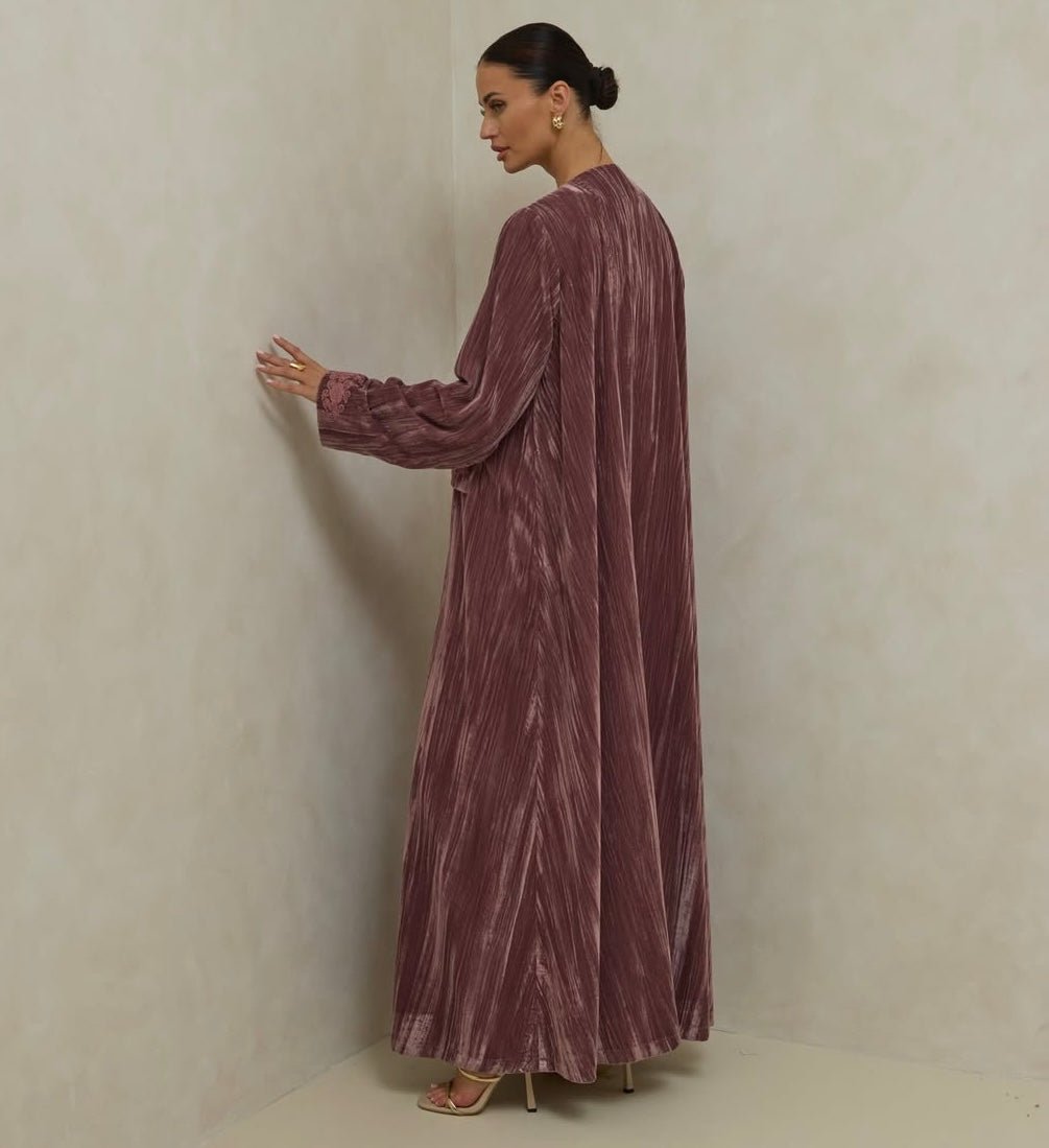 VEL - 04 - 01 ABAYA - LELAS ABAYAS - MIRA Y MANO