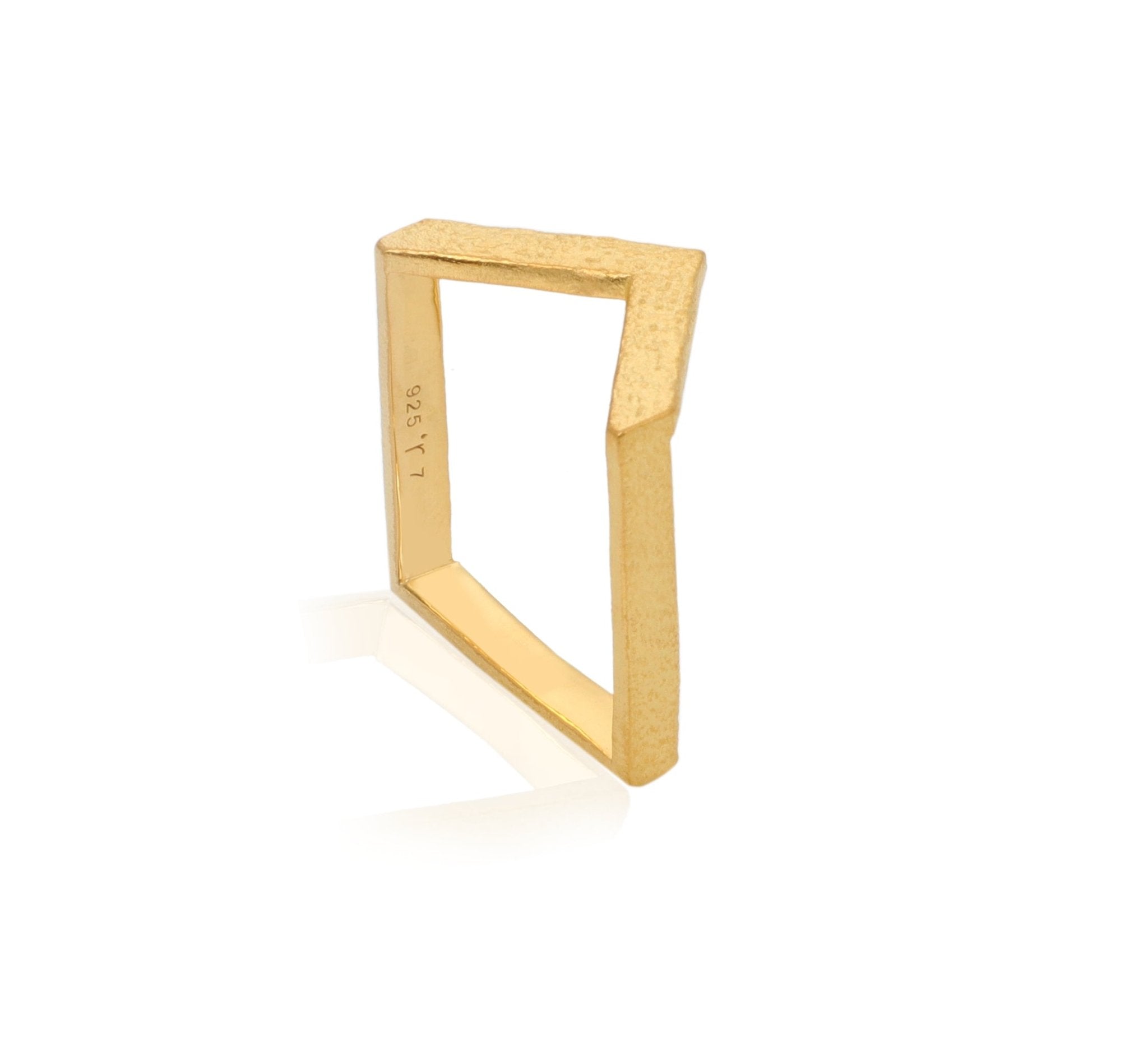 MUD RING - L'ROSHA - MIRA Y MANO