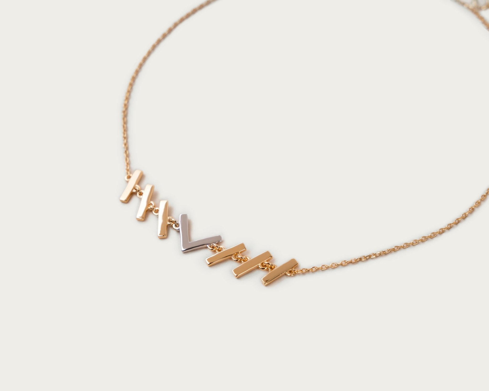 SARA NECKLACE - L'ROSHA - MIRA Y MANO