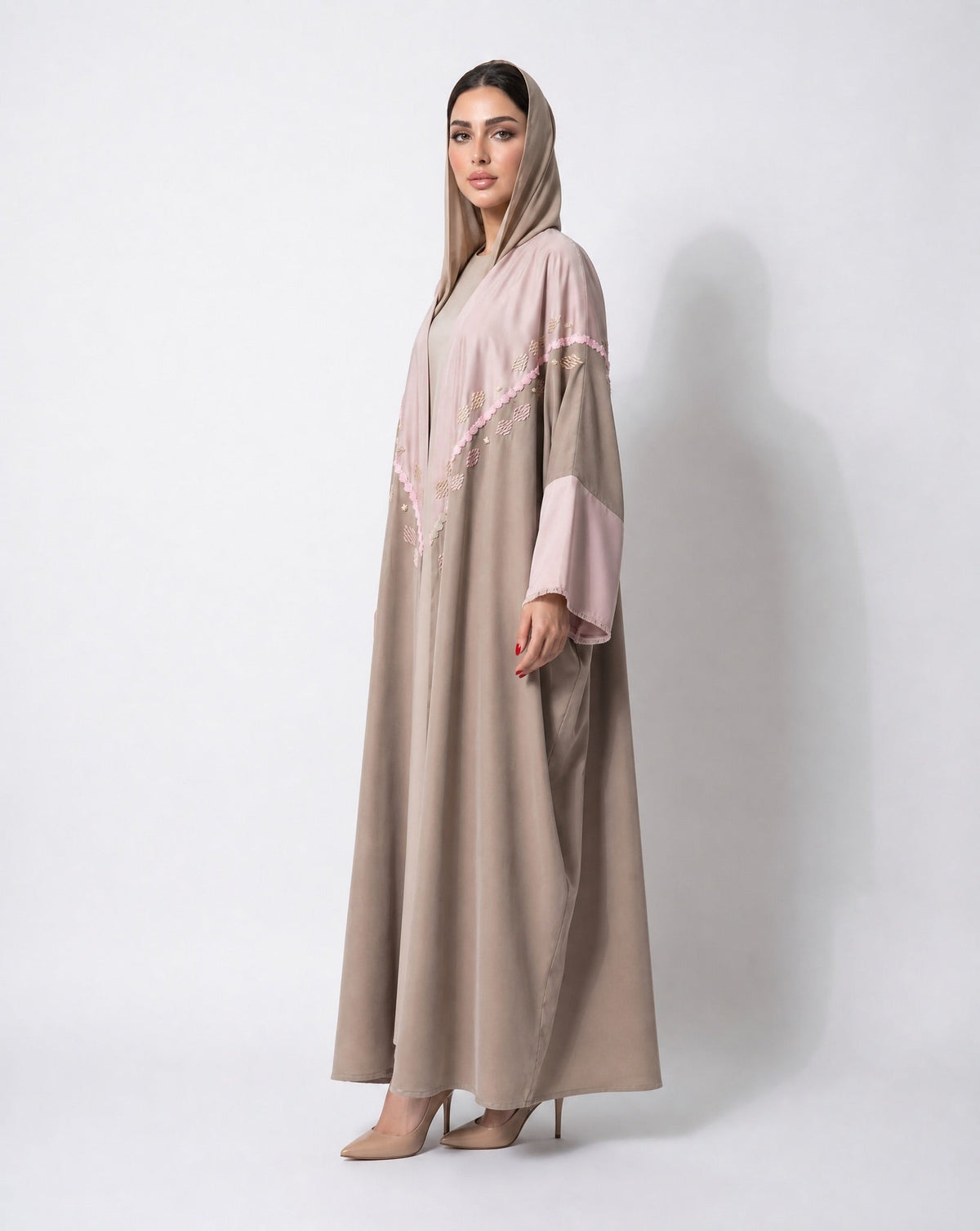 111101019 – Beige Washed Silk Abaya - LULU LINE - MIRA Y MANO