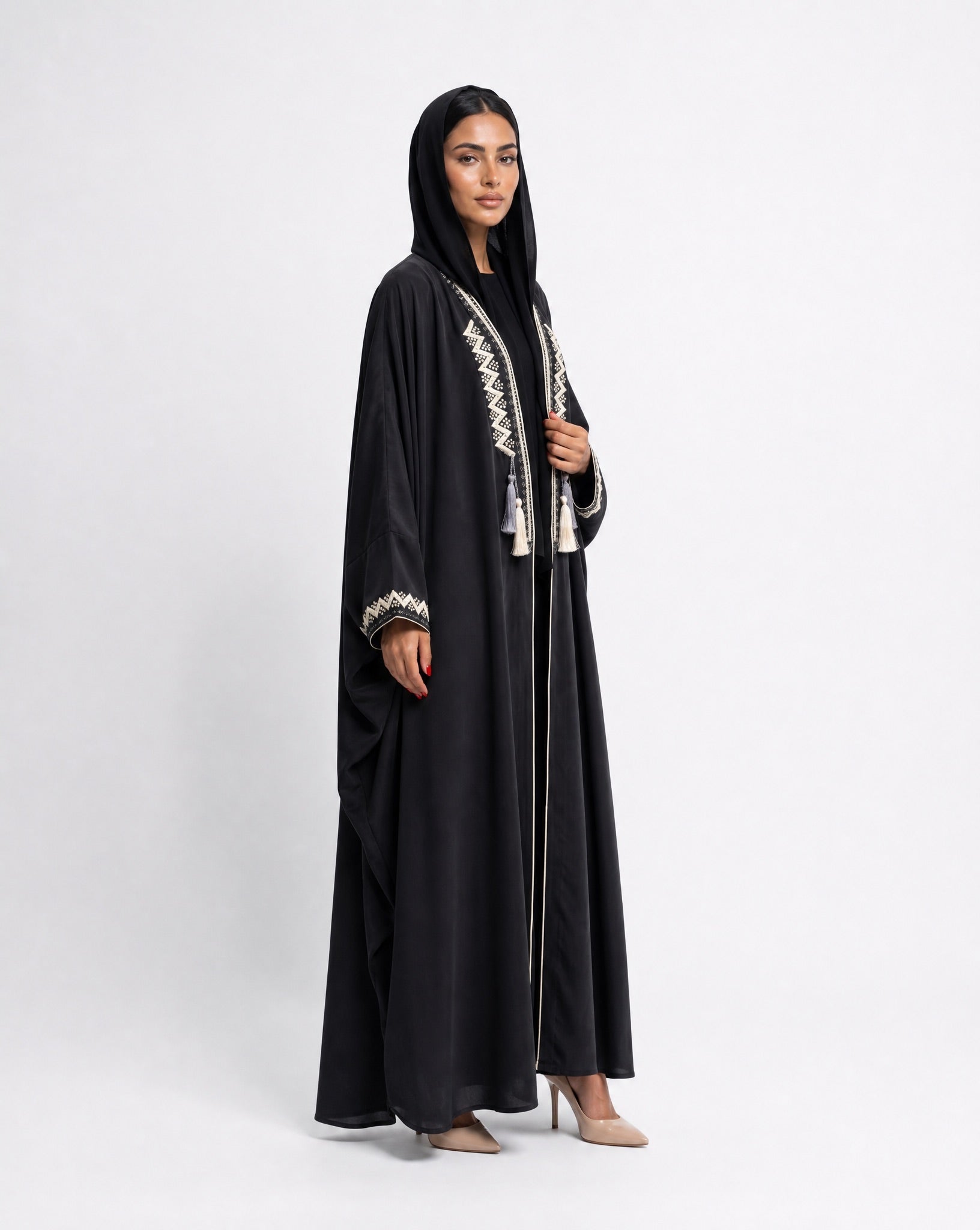 11110106 – Black Washed Silk Abaya - LULU LINE - MIRA Y MANO