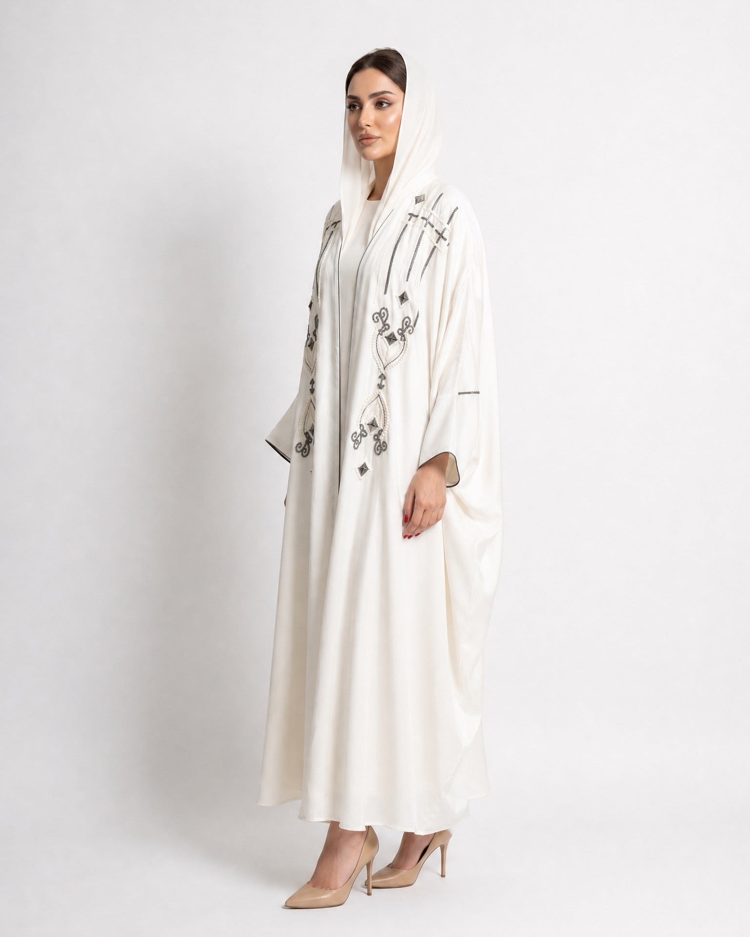 11110108 – White Washed Silk Abaya - LULU LINE - MIRA Y MANO