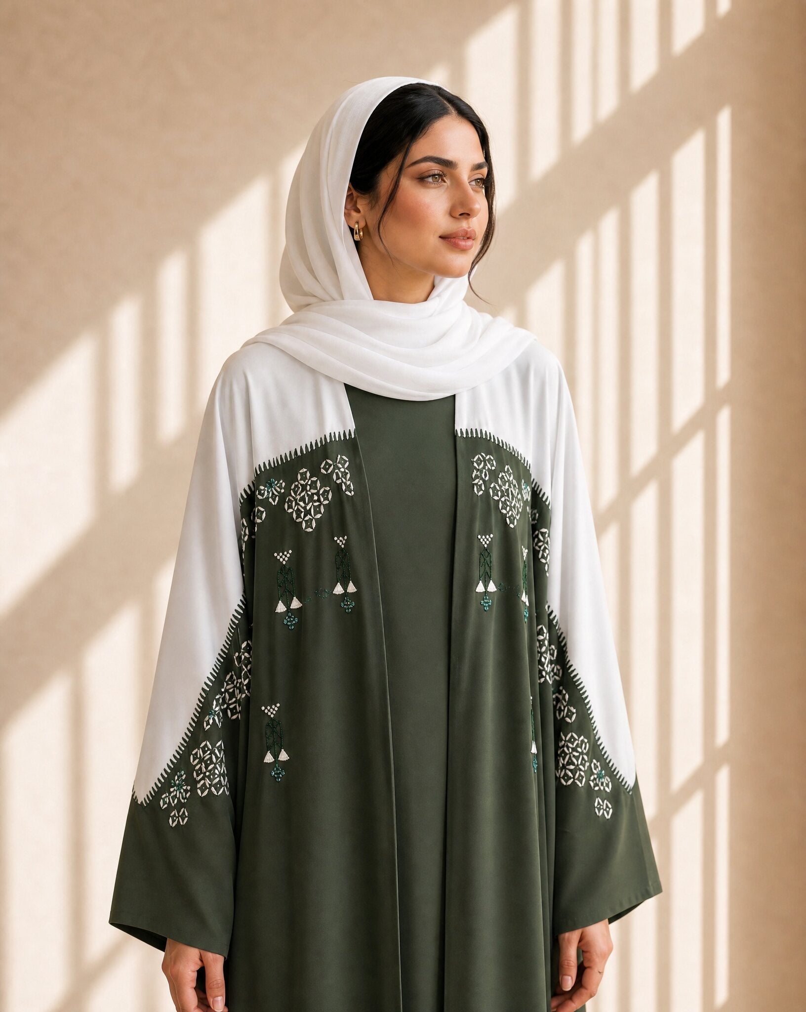 1111052 ABAYA - LULU LINE - MIRA Y MANO