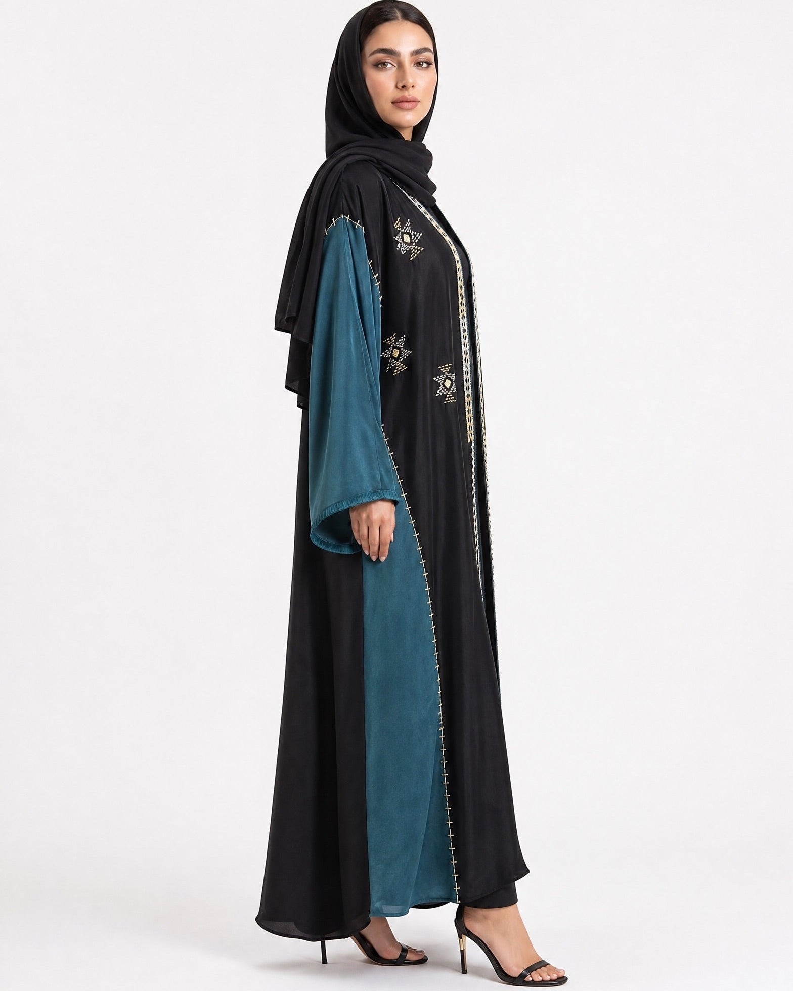 1111080 – Black Silk Abaya - LULU LINE - MIRA Y MANO