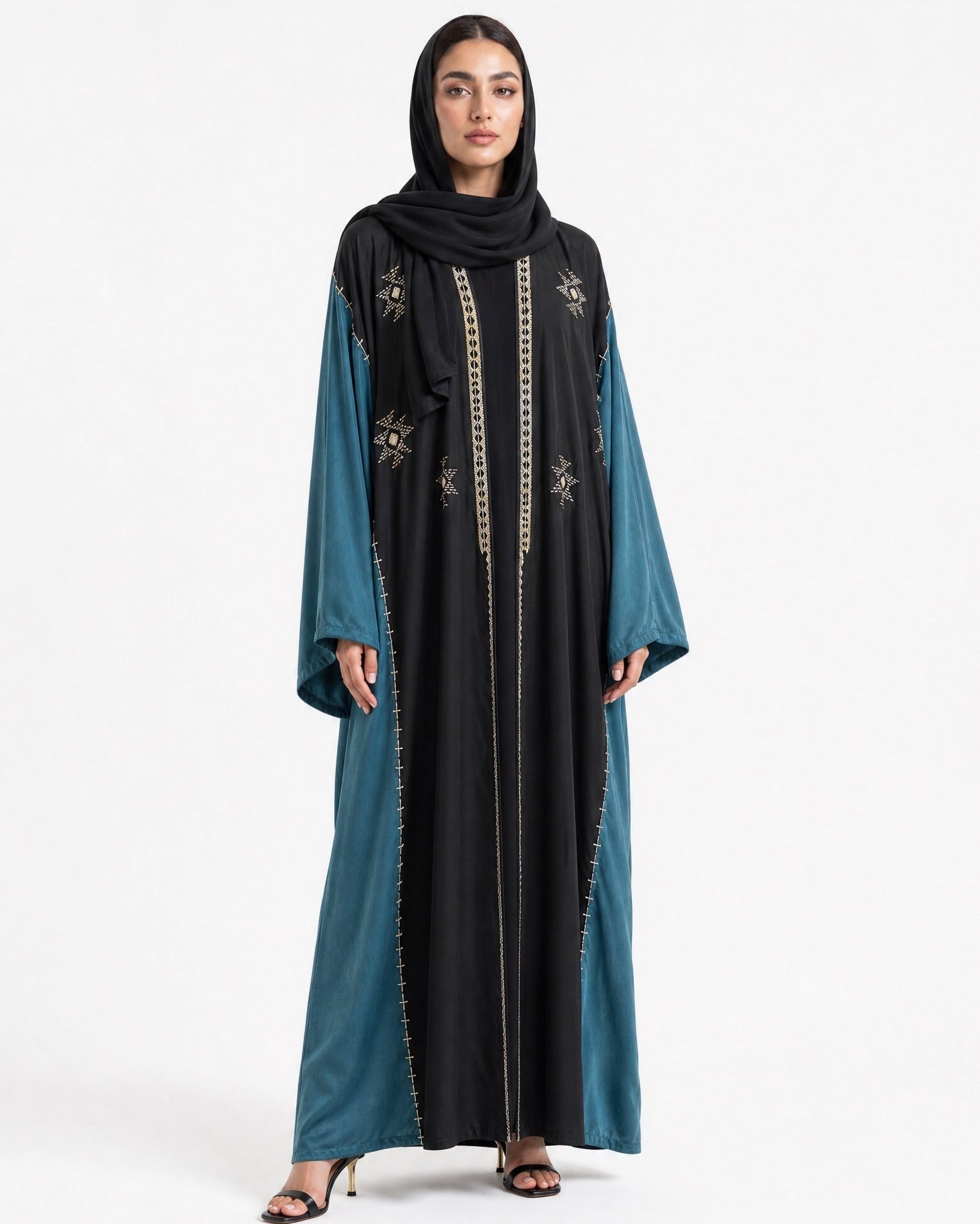 1111080 – Black Silk Abaya - LULU LINE - MIRA Y MANO