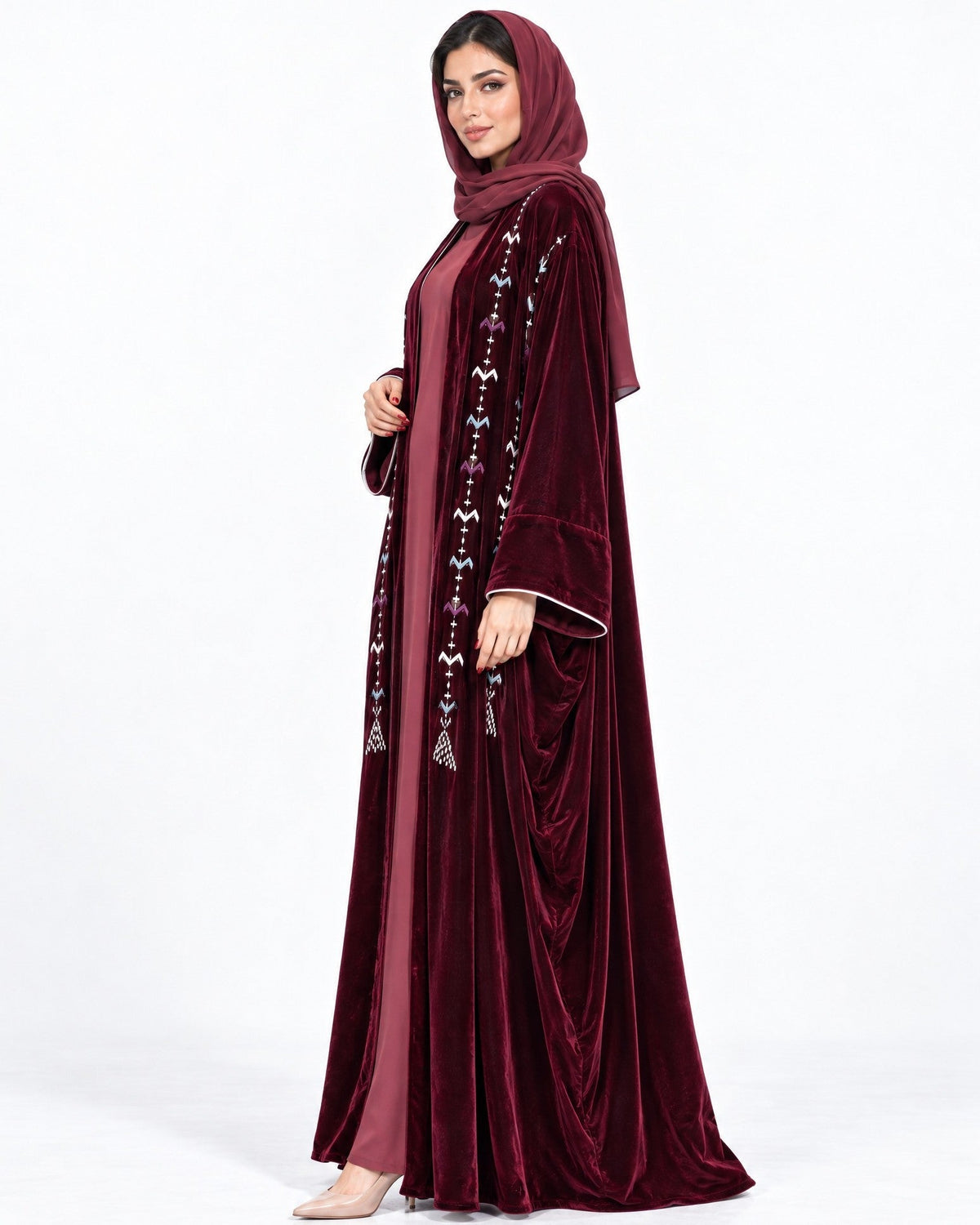 113-Maroon Velvet Abaya - LULU LINE - MIRA Y MANO