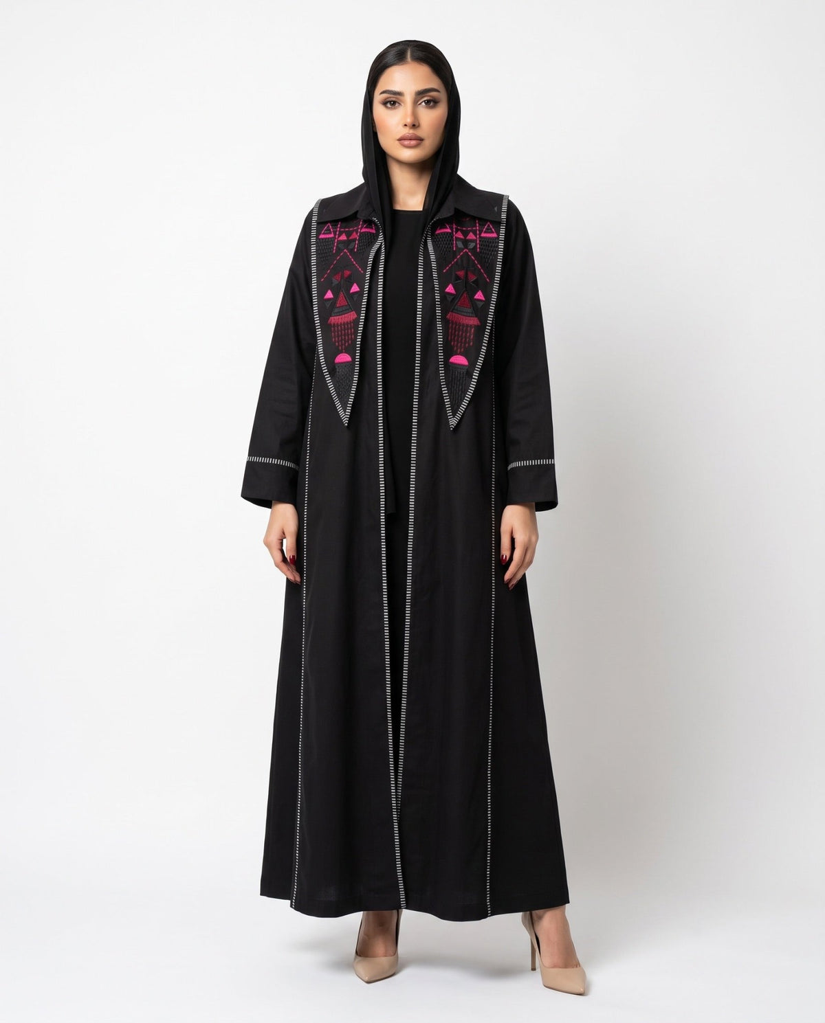 The Collar – Abaya - LUMAN ABAYAS - MIRA Y MANO