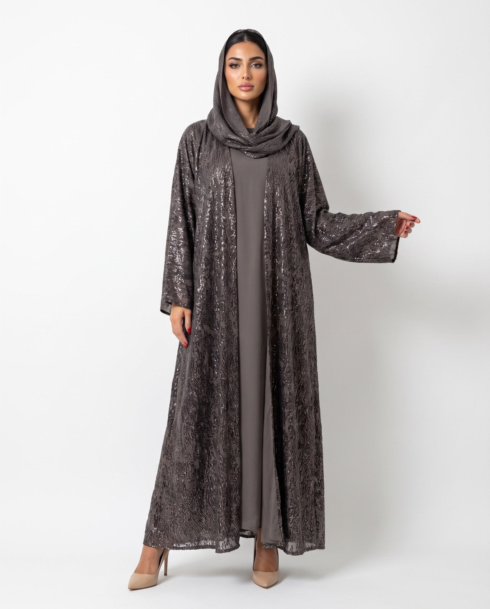 The Set – Gray Abaya - LUMAN ABAYAS - MIRA Y MANO