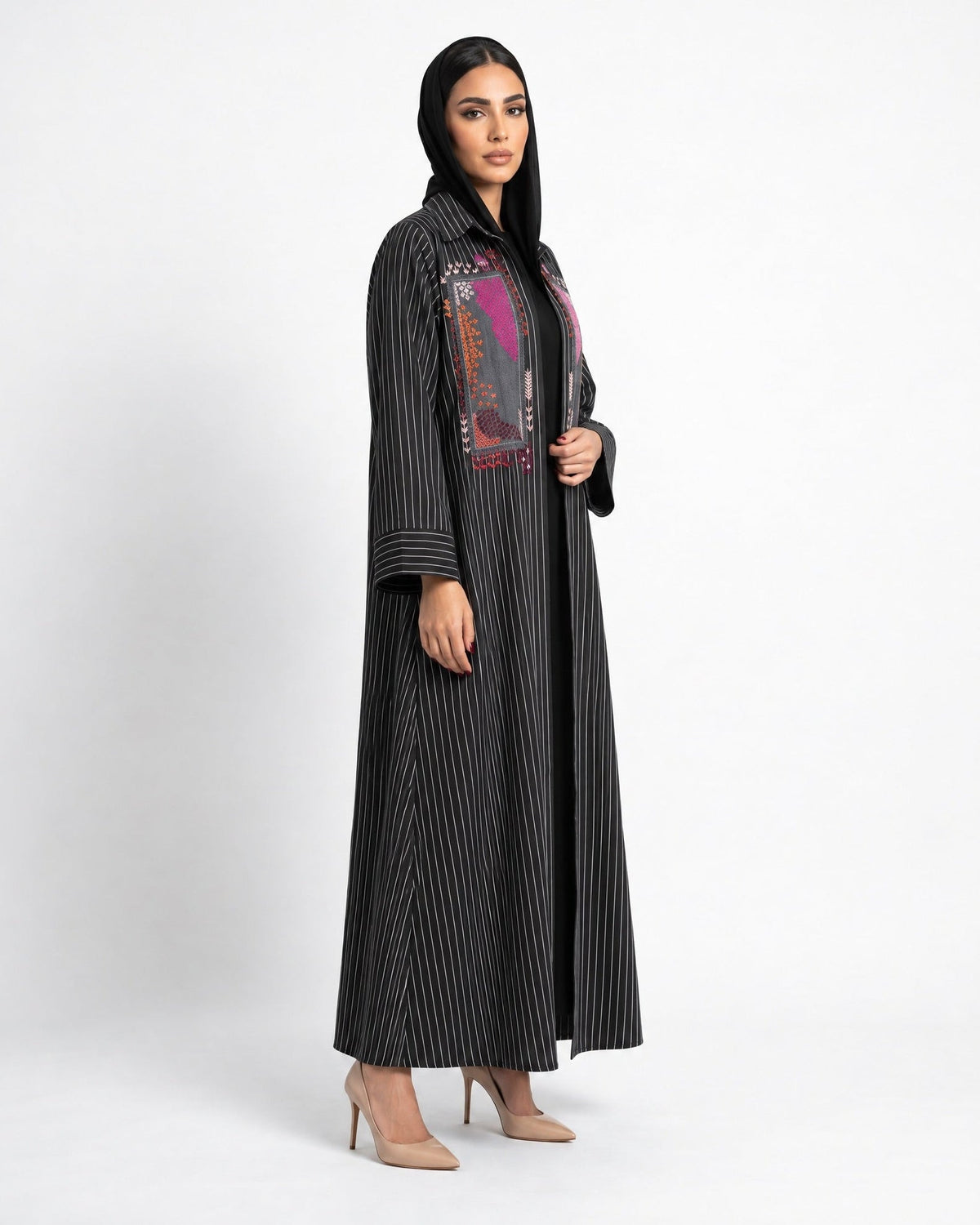 The Striped – Black Abaya - LUMAN ABAYAS - MIRA Y MANO