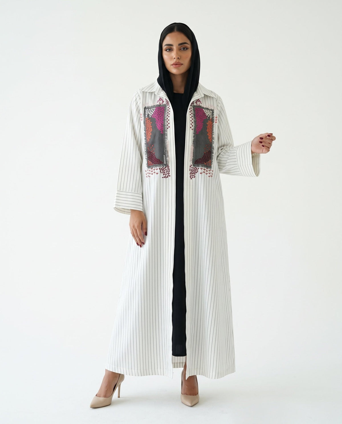 The Striped – White Abaya - LUMAN ABAYAS - MIRA Y MANO