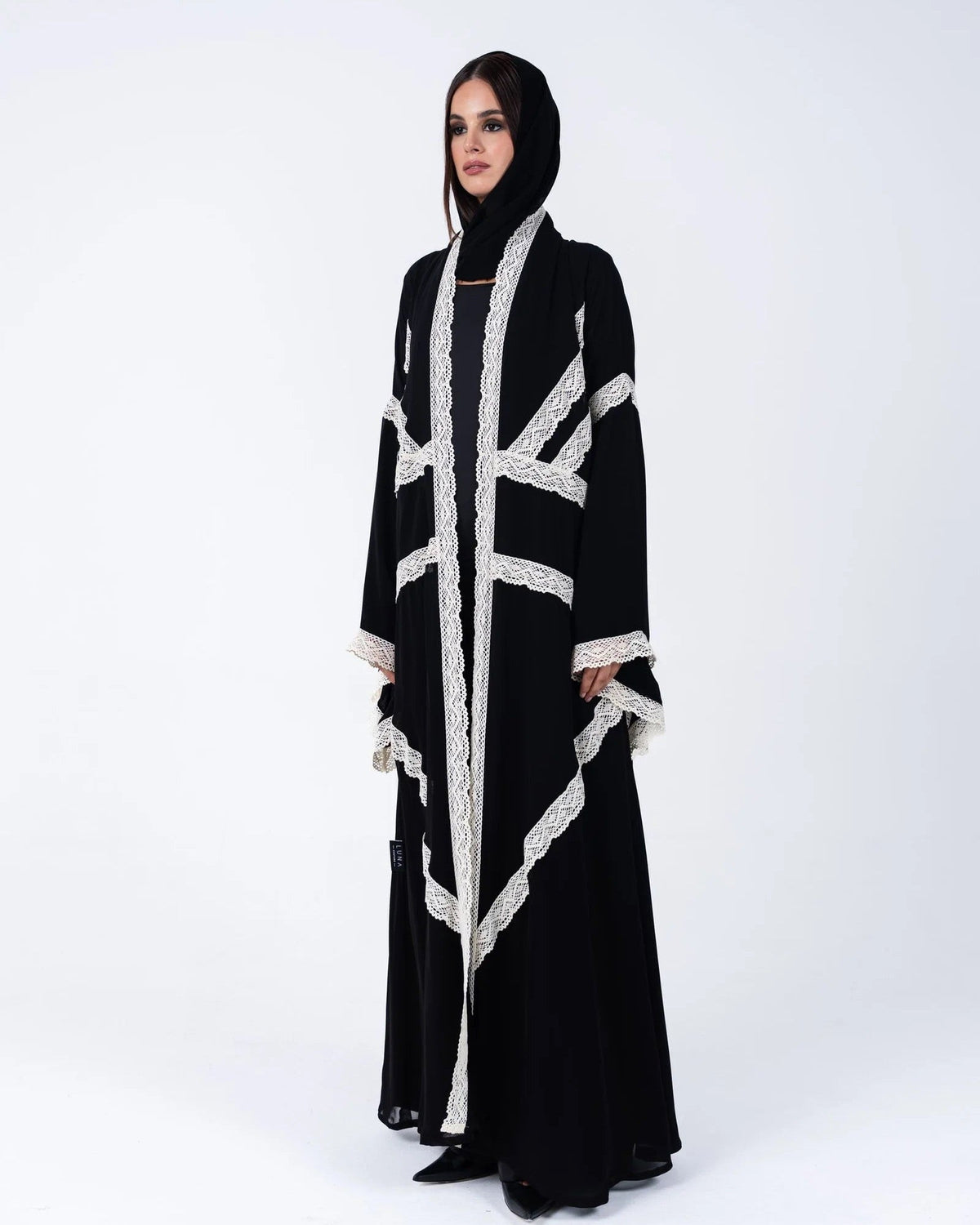 HC05 - Black Chiffon Abaya - LUNA COUTURE - MIRA Y MANO