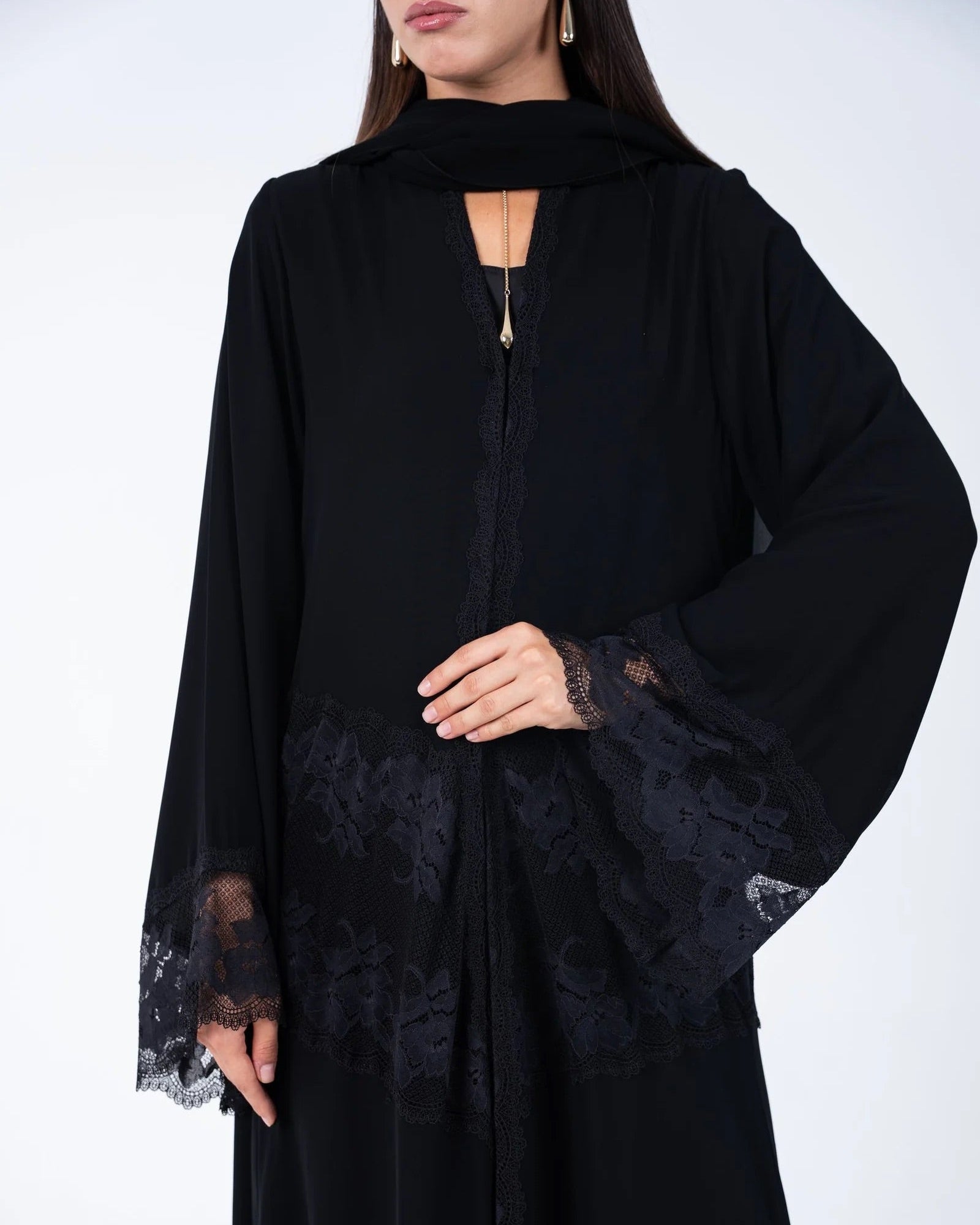 HC09 - Black Chiffon Abaya - LUNA COUTURE - MIRA Y MANO