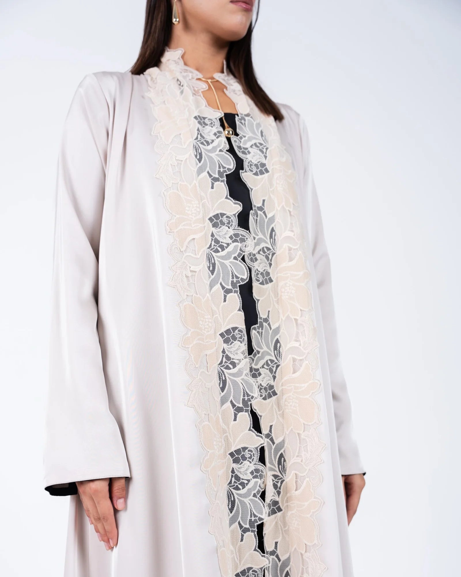 HC21 - Beige Silk Abaya - LUNA COUTURE - MIRA Y MANO