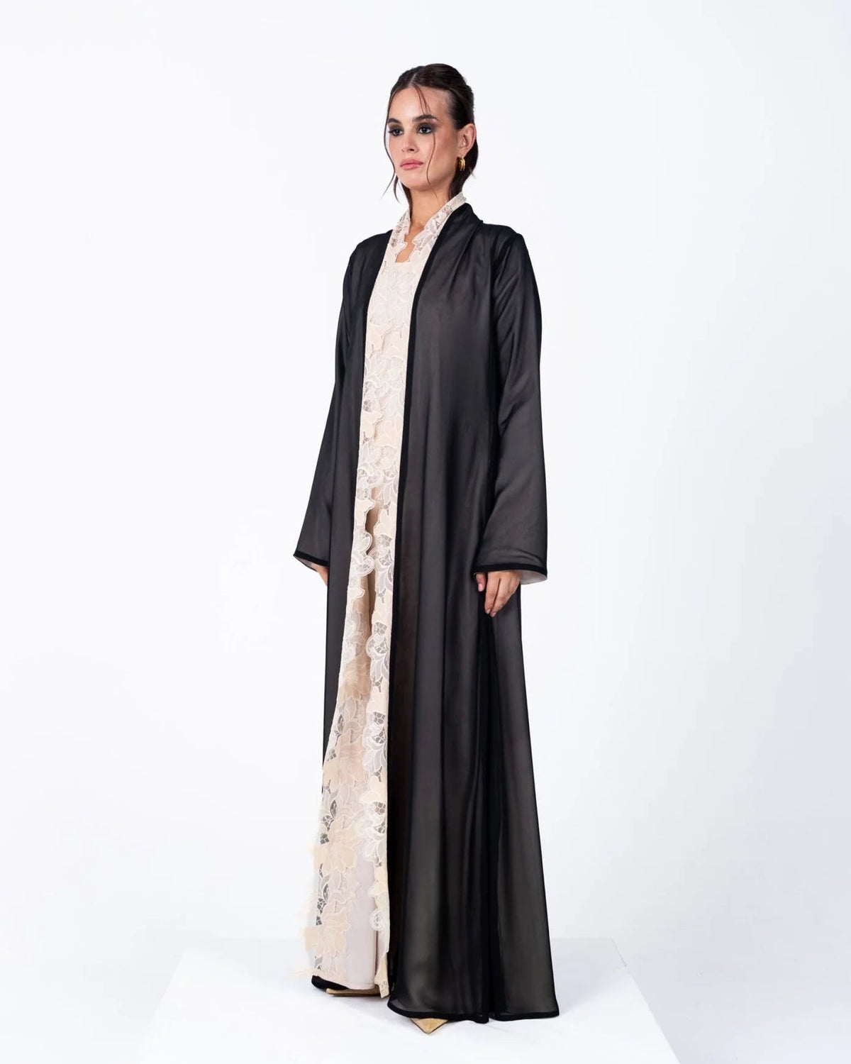 HC21 - Beige Silk Abaya - LUNA COUTURE - MIRA Y MANO