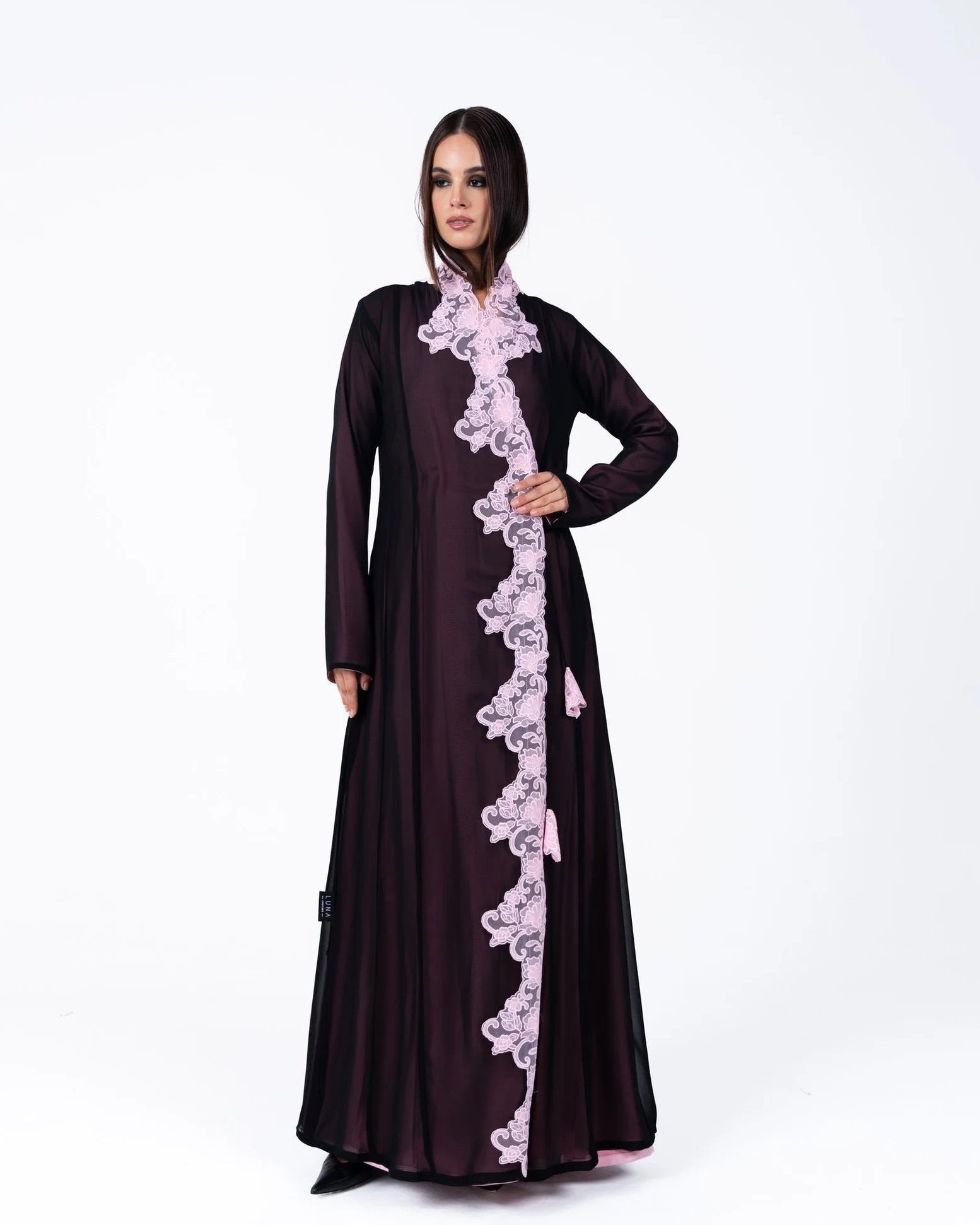 HC22 - Pink Silk Abaya - LUNA COUTURE - MIRA Y MANO