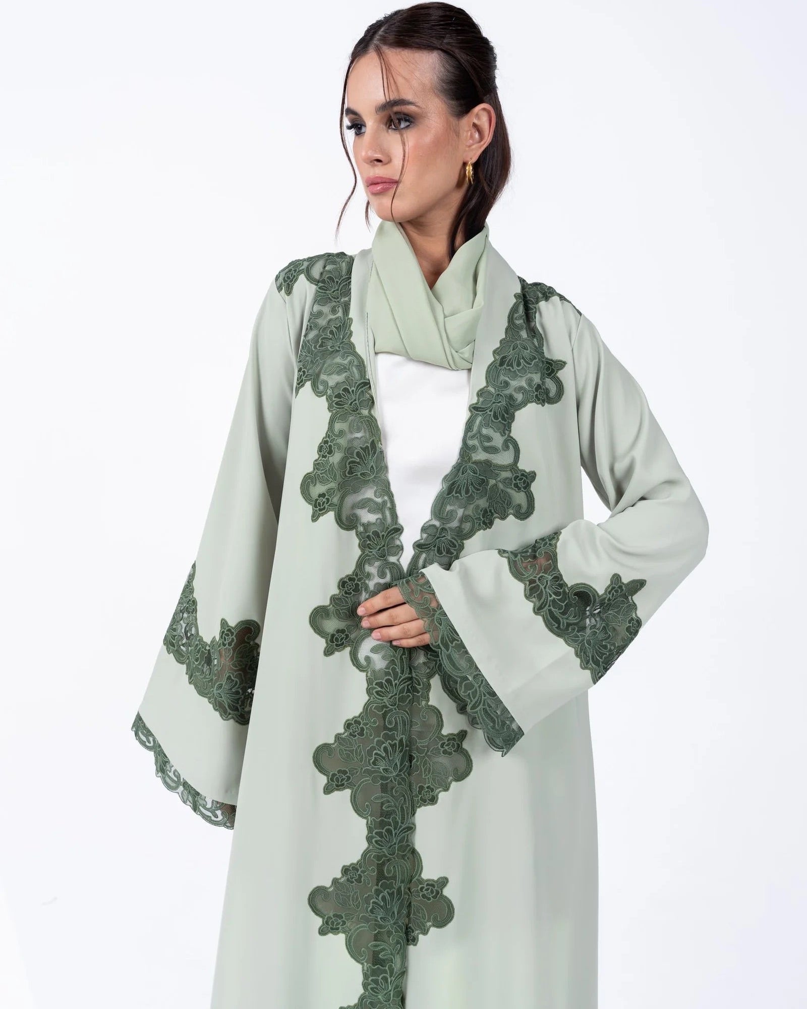 HC24 - Light Green Crepe Abaya - LUNA COUTURE - MIRA Y MANO