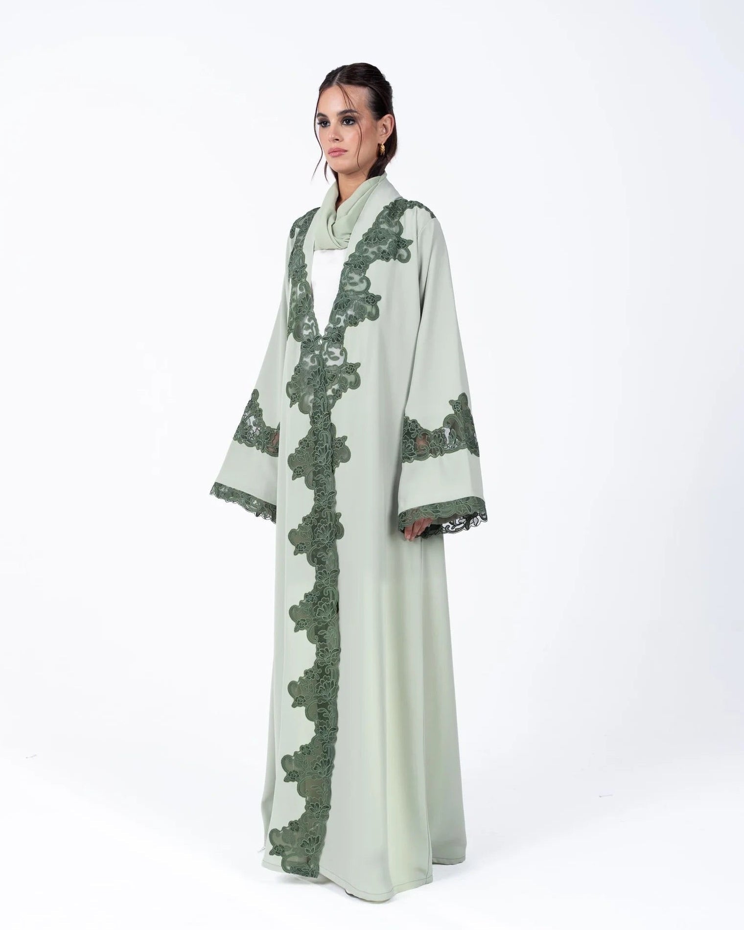 HC24 - Light Green Crepe Abaya - LUNA COUTURE - MIRA Y MANO