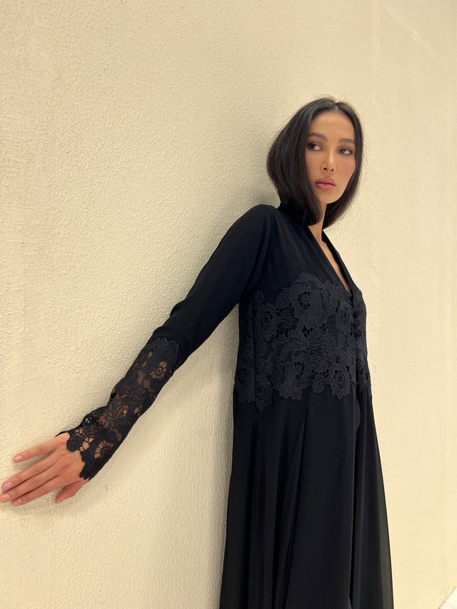 LN0129 ABAYA - LUNA COUTURE - MIRA Y MANO