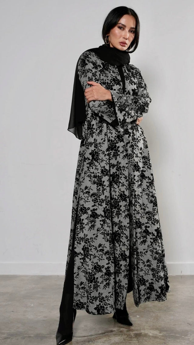 LN0261 ABAYA - LUNA COUTURE - MIRA Y MANO