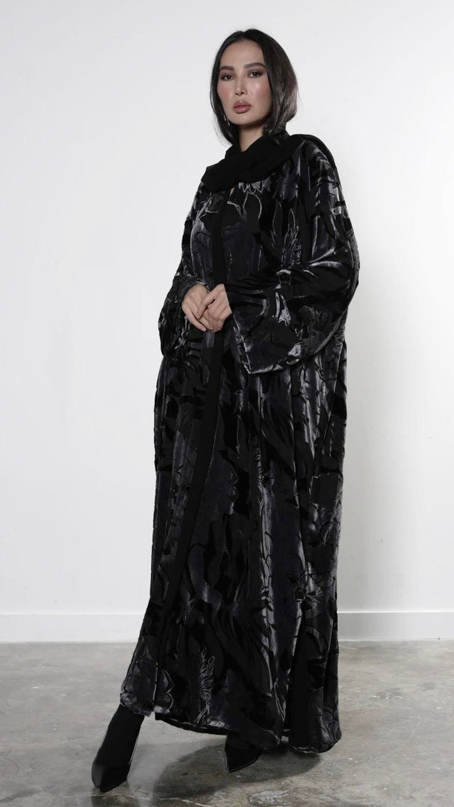 LN0268 ABAYA - LUNA COUTURE - MIRA Y MANO