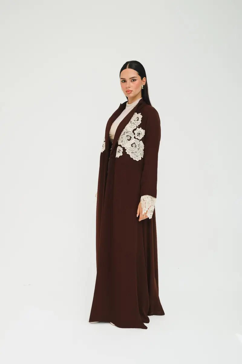 LN0279 ABAYA - LUNA COUTURE - MIRA Y MANO