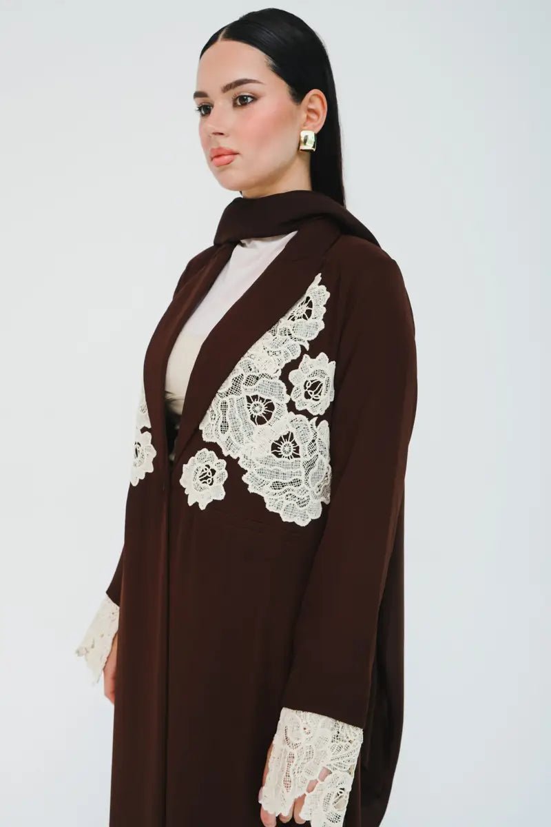 LN0279 ABAYA - LUNA COUTURE - MIRA Y MANO