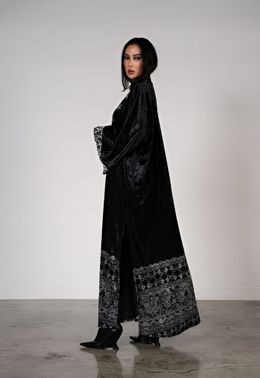 LN0418 ABAYA - LUNA COUTURE - MIRA Y MANO