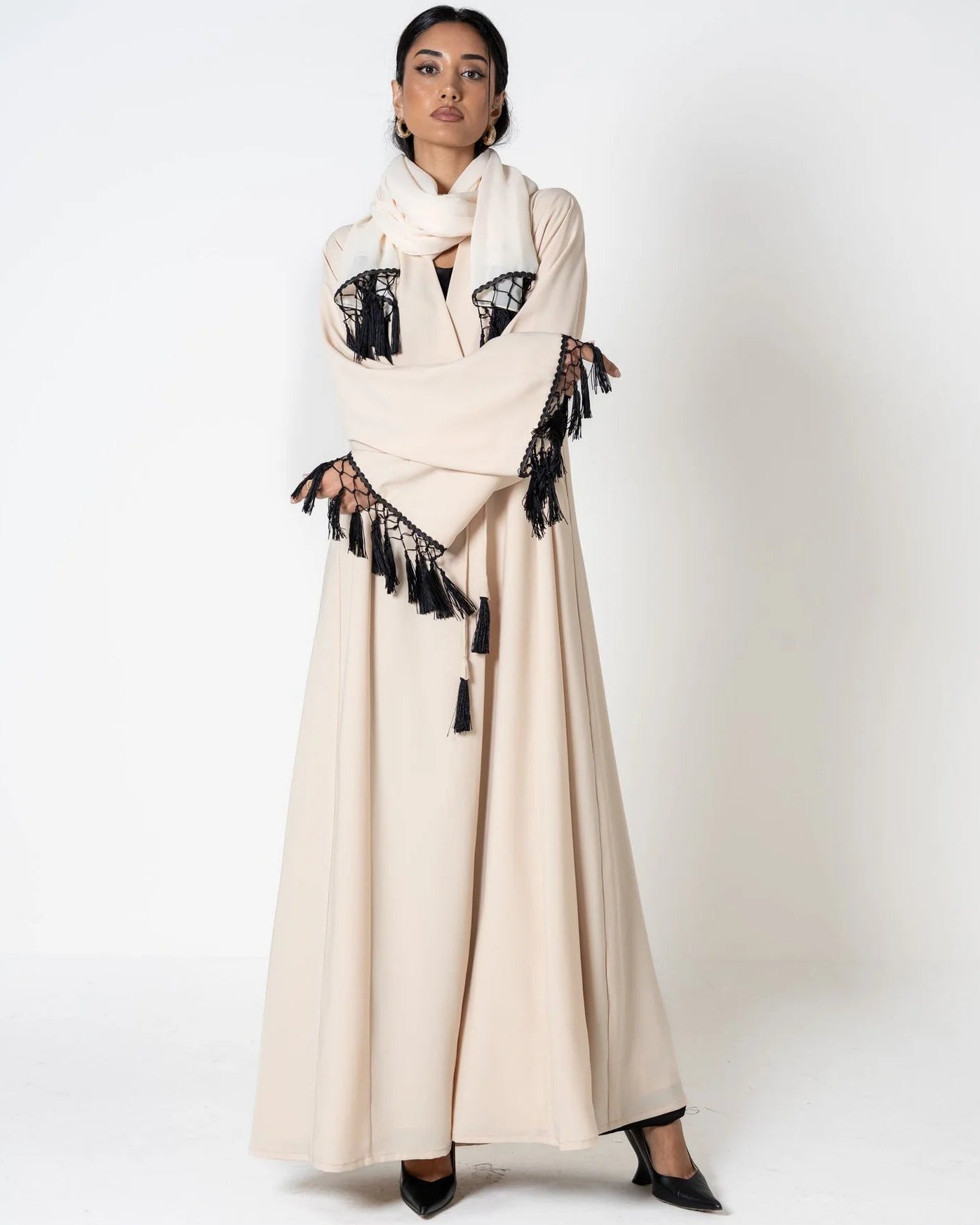 LNO511 ABAYA - LUNA COUTURE - MIRA Y MANO
