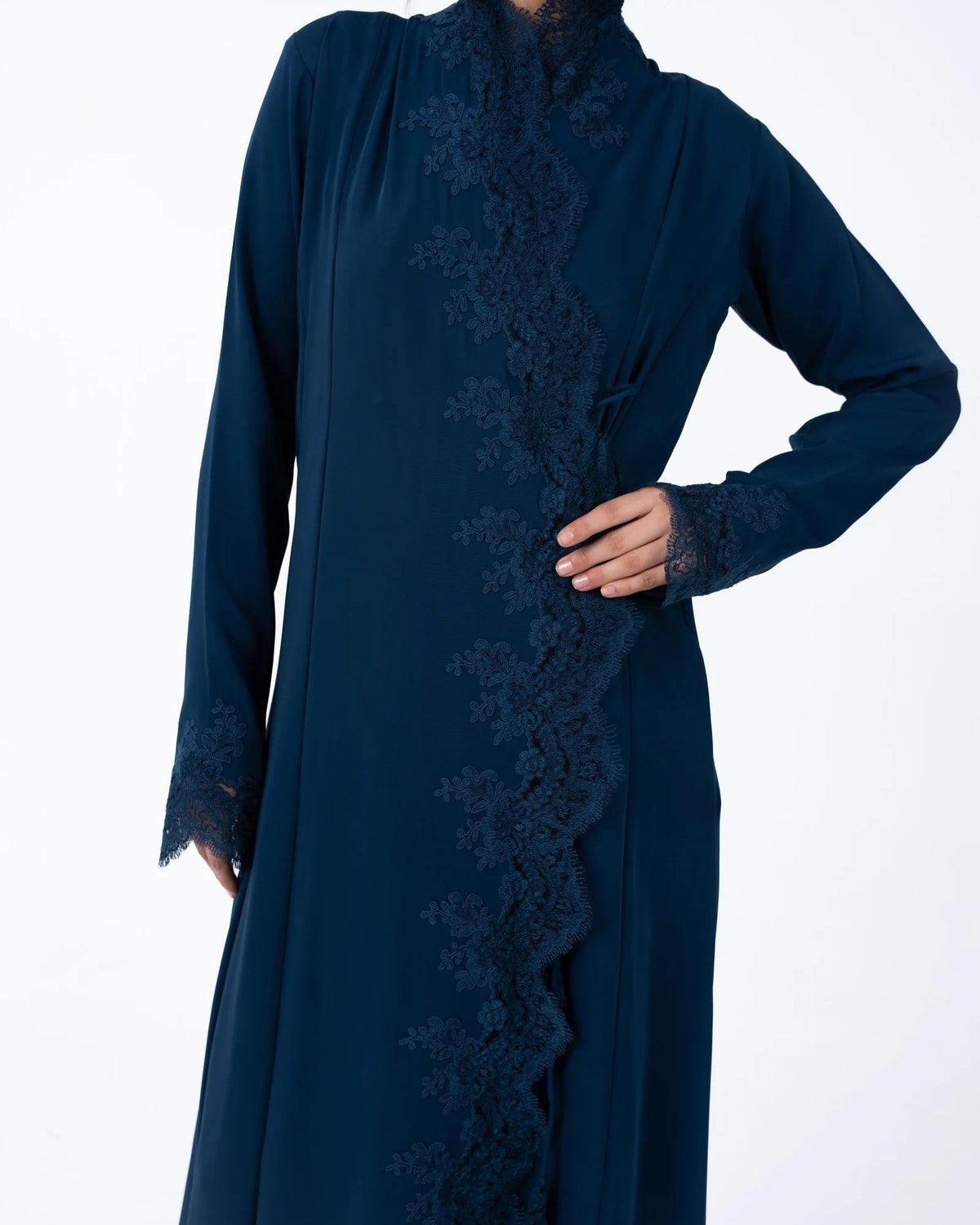VC43 - Teal Crepe Abaya - LUNA COUTURE - MIRA Y MANO