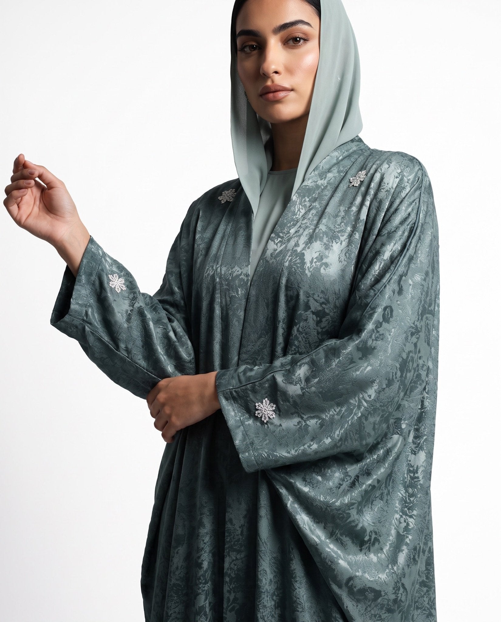 AZRA ABAYA SET - LUNA LINE - MIRA Y MANO
