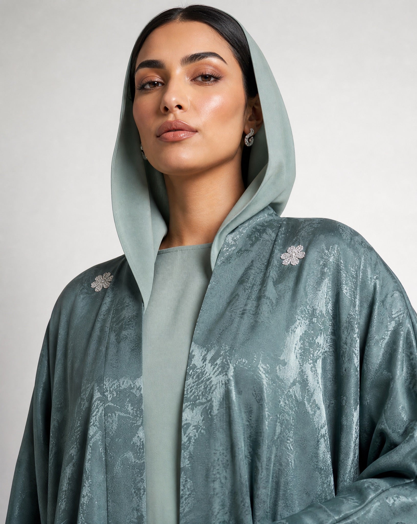 AZRA ABAYA SET - LUNA LINE - MIRA Y MANO