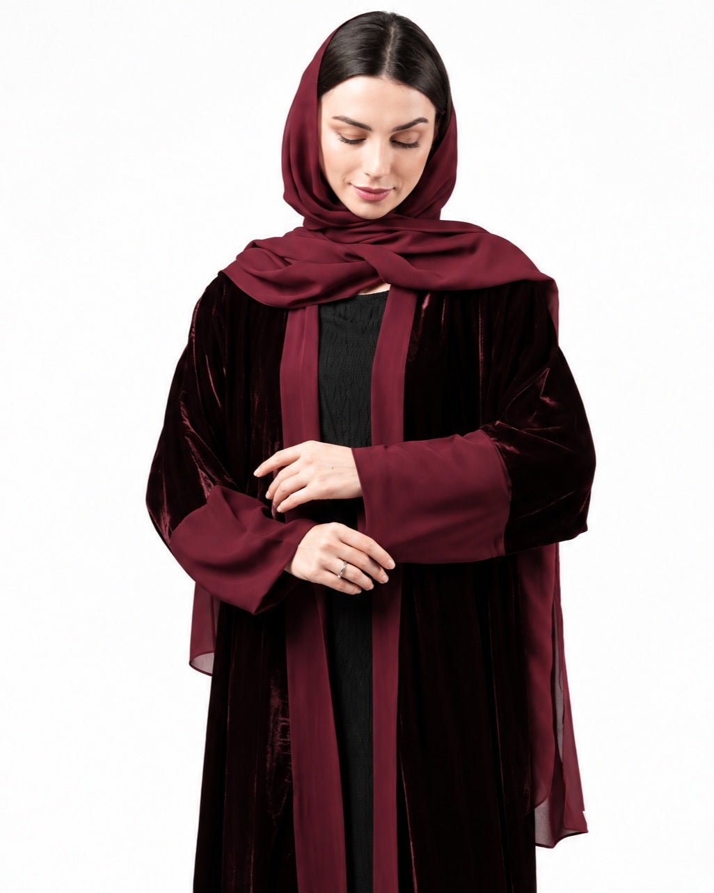 ALNOUD MAROON ABAYA - MAISON ARABELLE - MIRA Y MANO