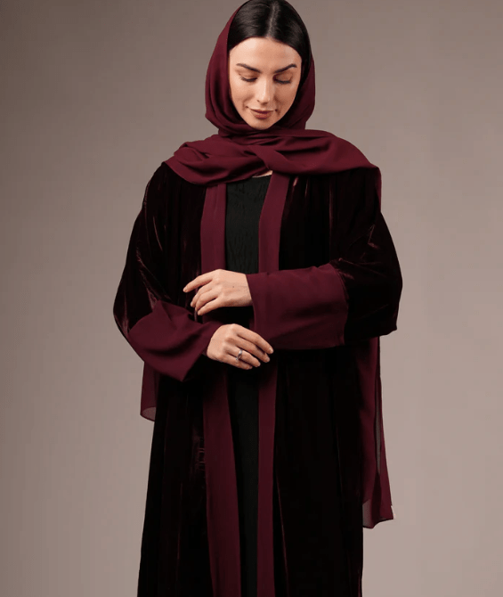 ALNOUD MAROON ABAYA - MAISON ARABELLE - MIRA Y MANO