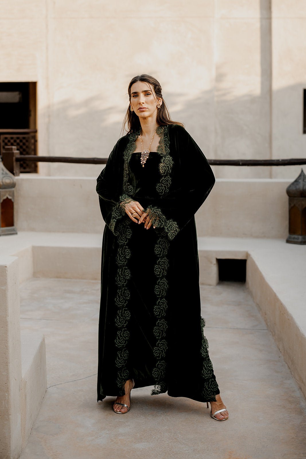 CAMELLIA GREEN ABAYA SET - MAISON ARABELLE - MIRA Y MANO