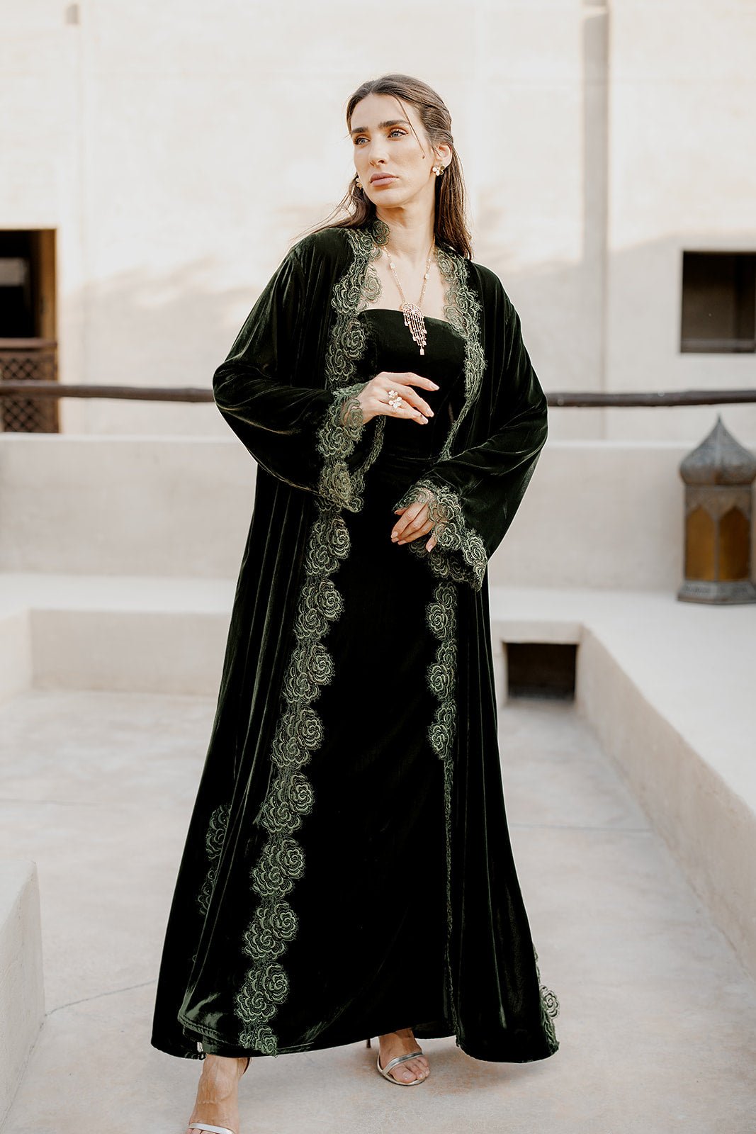 CAMELLIA GREEN ABAYA SET - MAISON ARABELLE - MIRA Y MANO