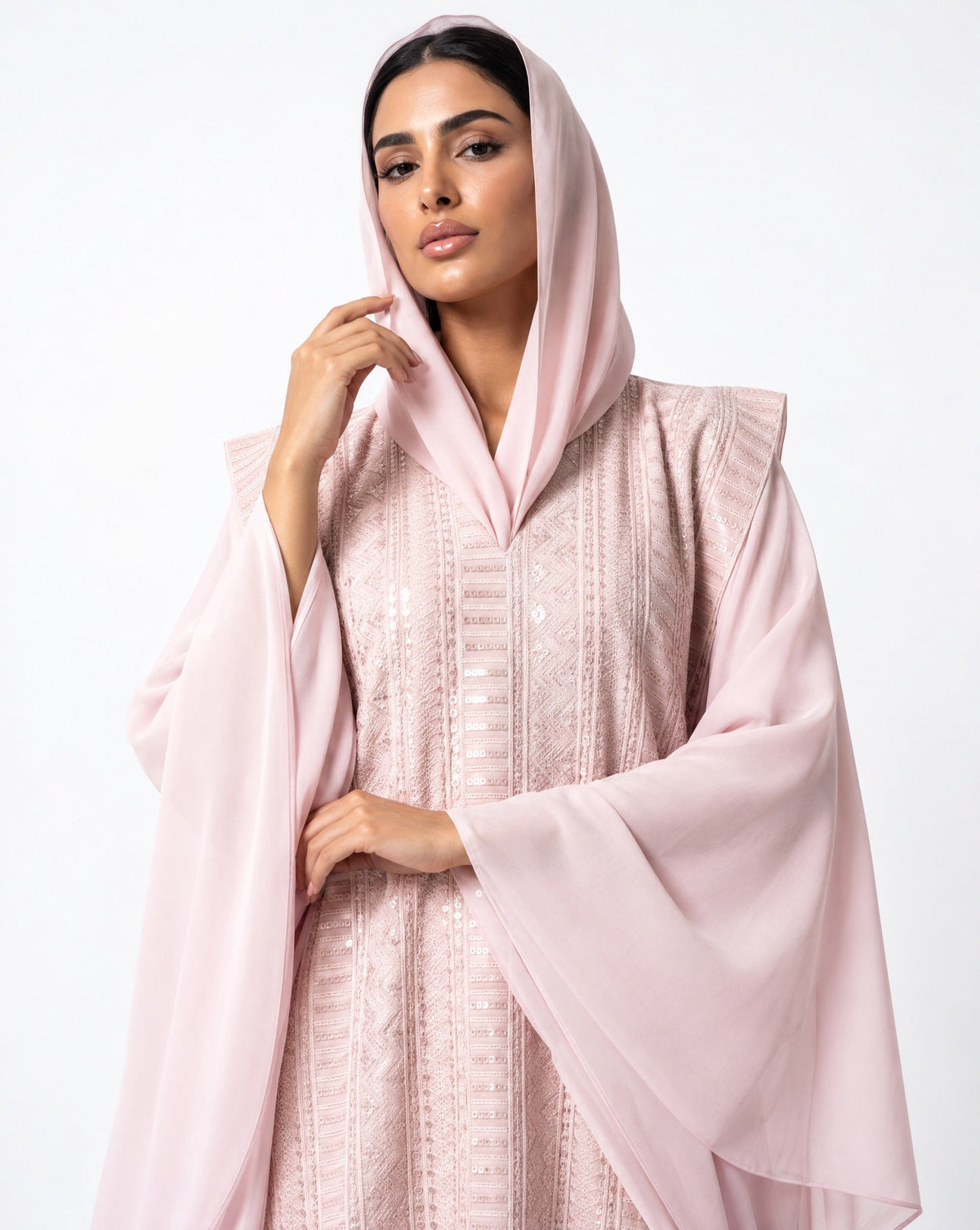 Mara Embroidered – Light Pink Linen Kaftan - MAISON ARABELLE - MIRA Y MANO