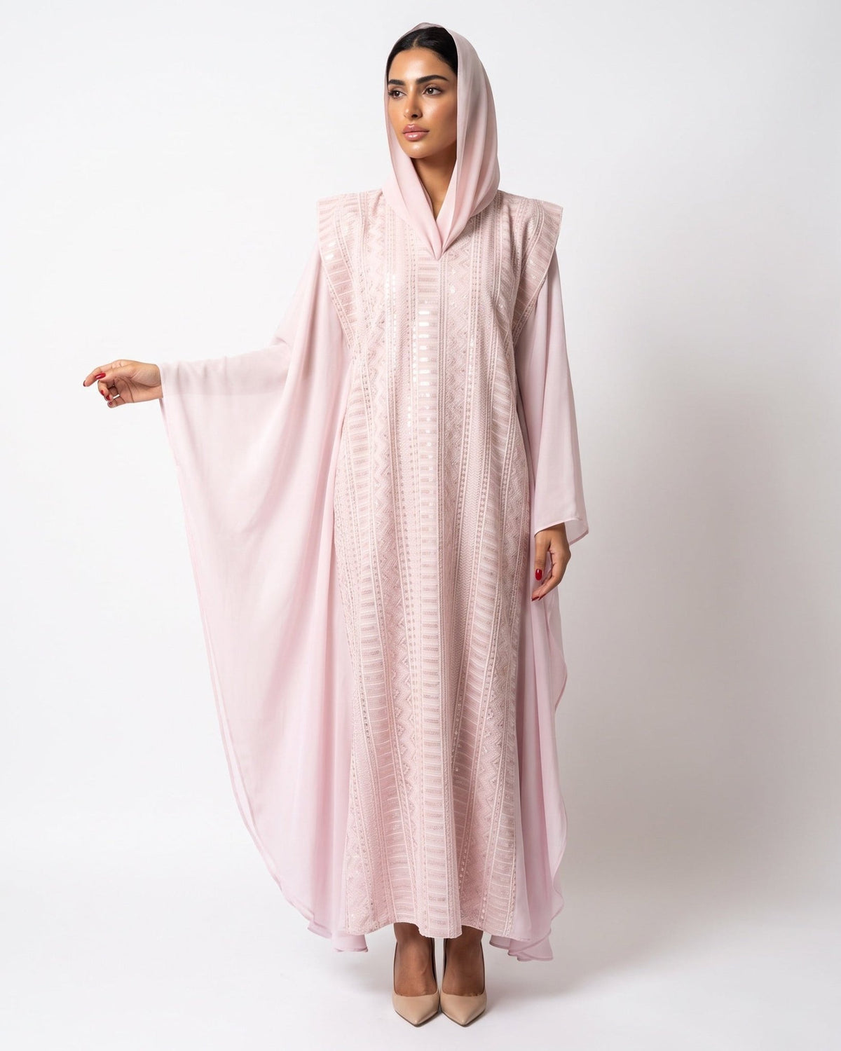Mara Embroidered – Light Pink Linen Kaftan - MAISON ARABELLE - MIRA Y MANO