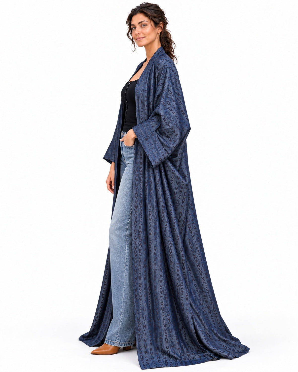 Q8 Blue Denim Abaya - MAISON MAJ - MIRA Y MANO