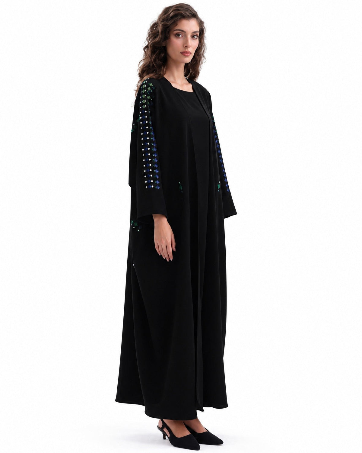 F26 A B5 - Black Crepe Abaya - MAISOON - MIRA Y MANO