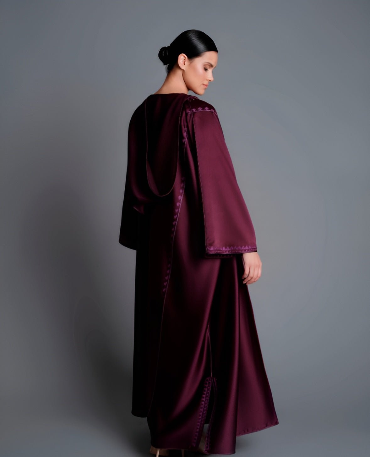 RMD26 A RR14 ABAYA SET - MAISOON - MIRA Y MANO