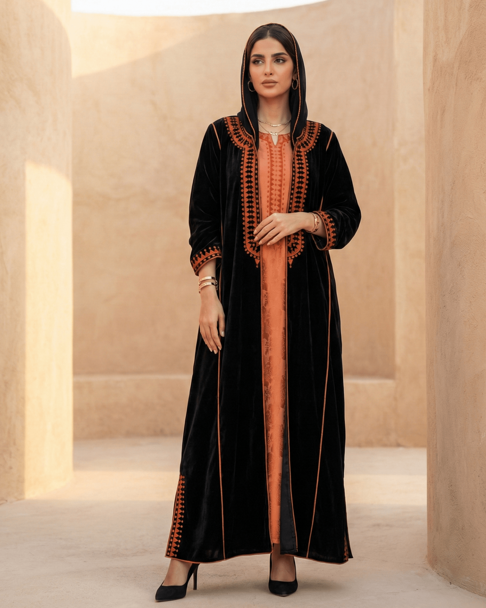 RMD26 A V1 ABAYA SET - MAISOON - MIRA Y MANO